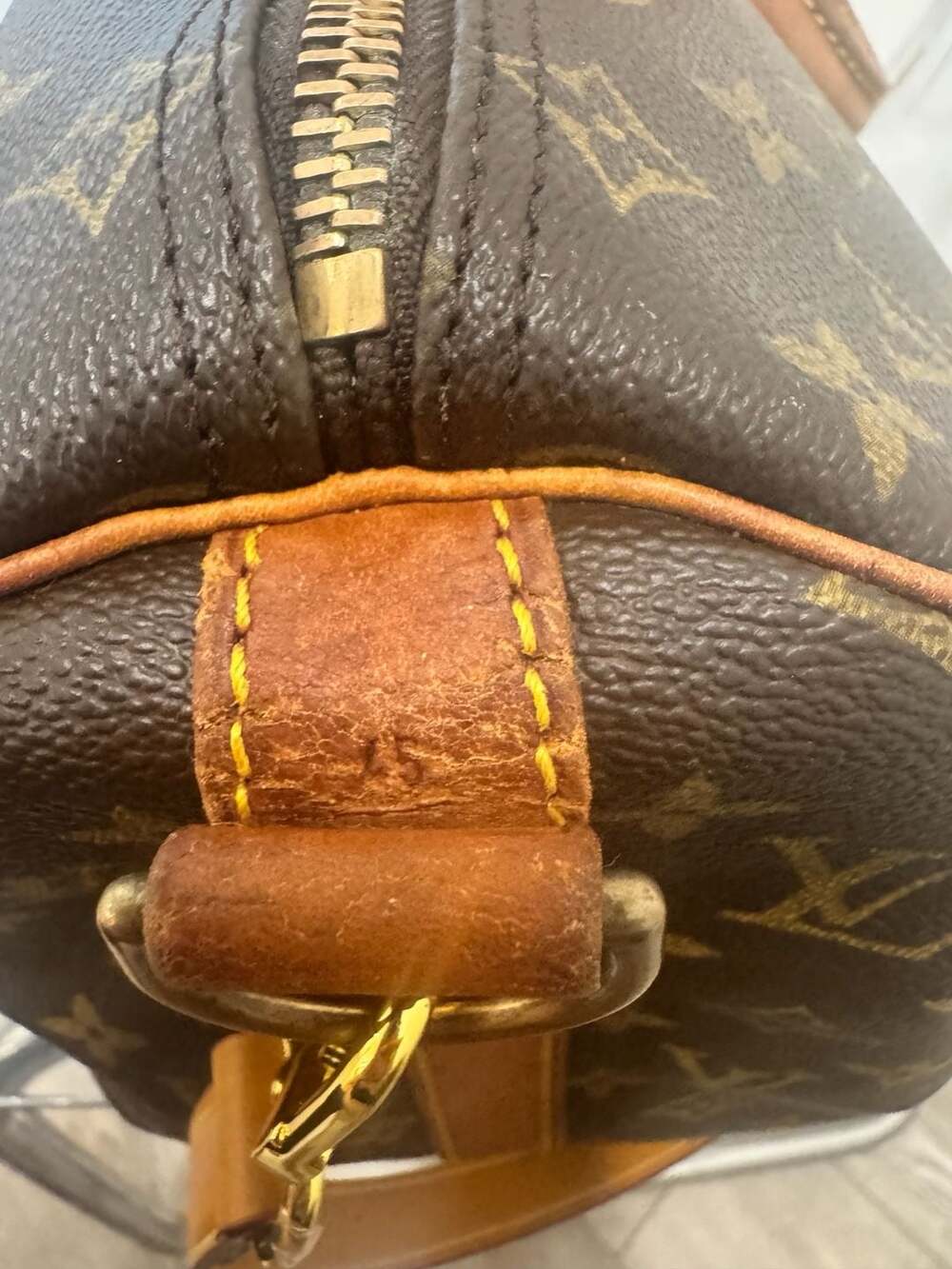 Louis Vuitton Keepall 45 Bandouliere Monogram Travel Bag Authenticated - Picture 7 of 13